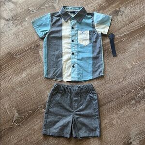 Tahari NWT Short Sleeve Button Up and Shorts Set size 3T